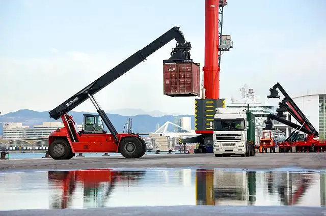 View of professional material handling equipment being used for a shipment company in dubai